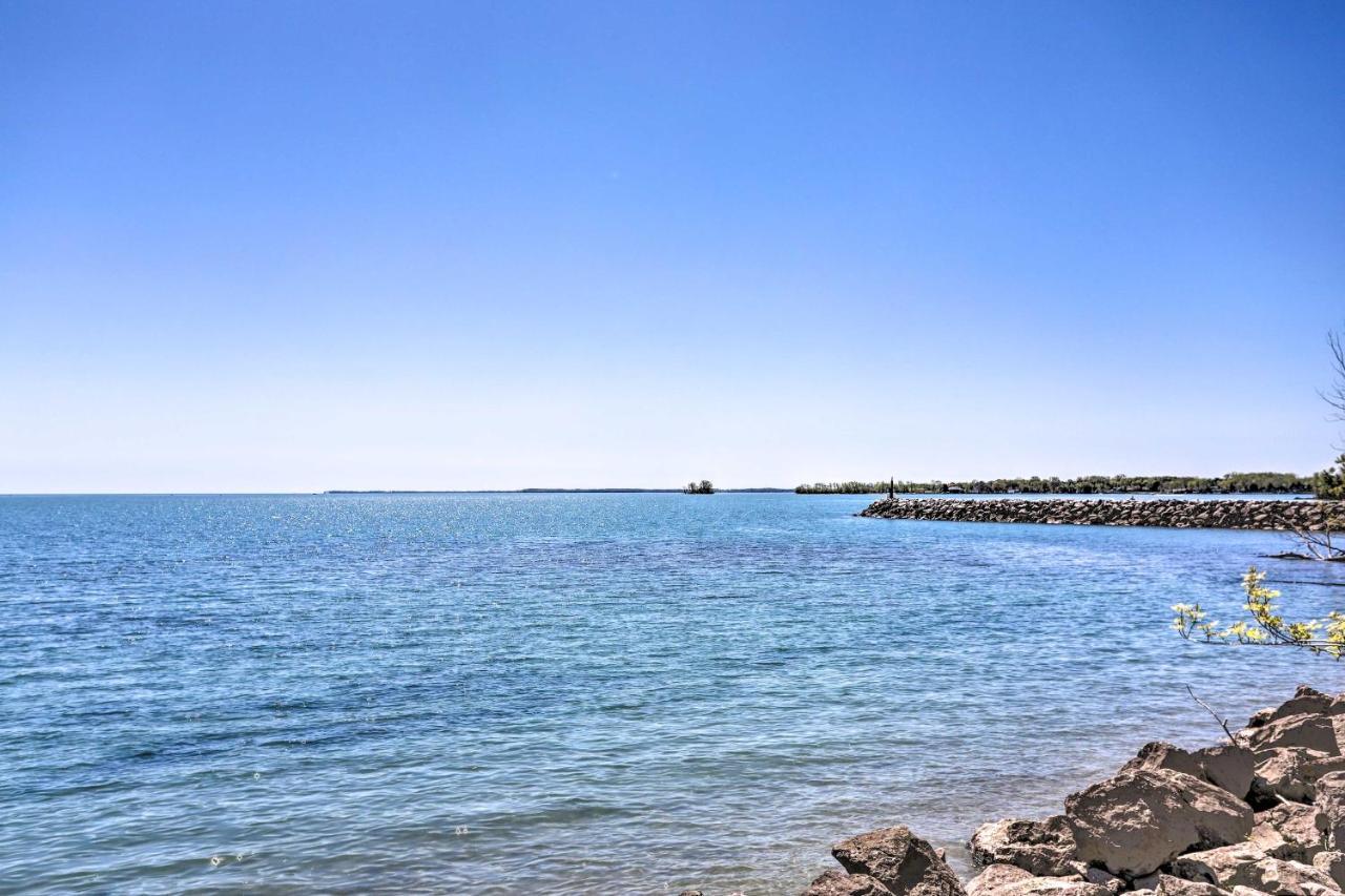 Waterfront Middle Bass Condo With Pool Access! Put-in-Bay Exteriör bild