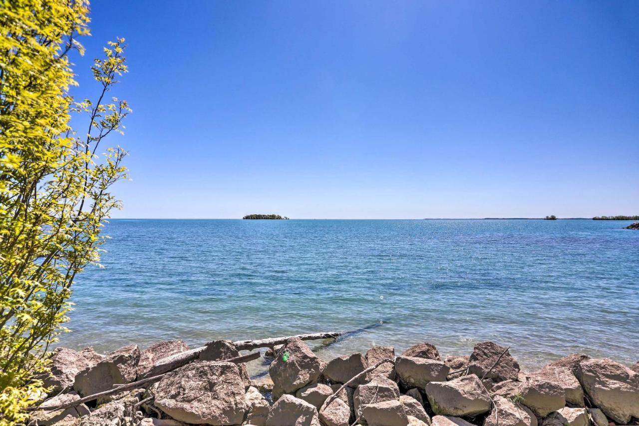 Waterfront Middle Bass Condo With Pool Access! Put-in-Bay Exteriör bild